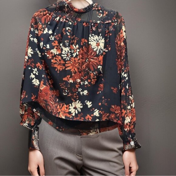 Floral Print Women's Top in Black - Picture 1 of 3